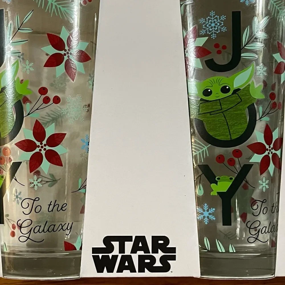 Disney Star Wars Holiday glasses set of 4 NWT